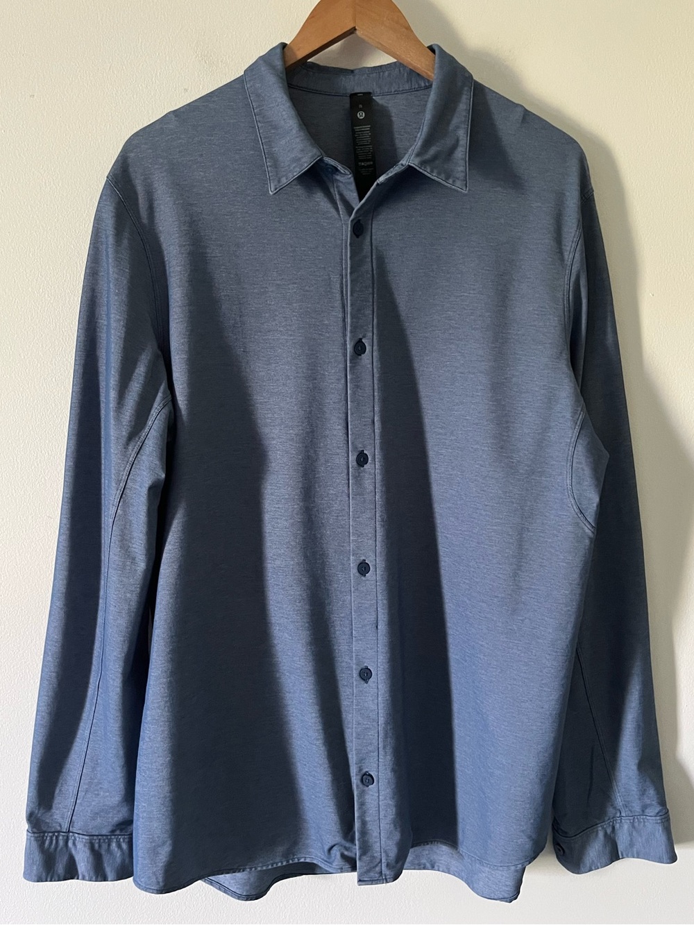 Men’s Lululemon Commission Long Sleeve Button Down Mineral Blue XL